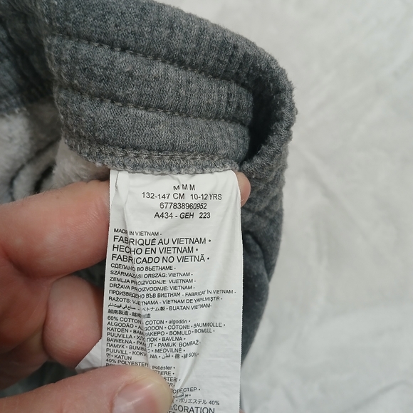 Nike Kids Gray Pajama Bottoms - Picture 12 of 12